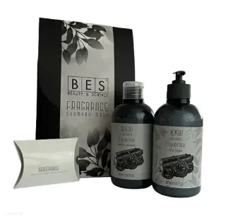 Bes Fragrance Liquorice dárková sada šampon, balzám a přívěšek Swarovski